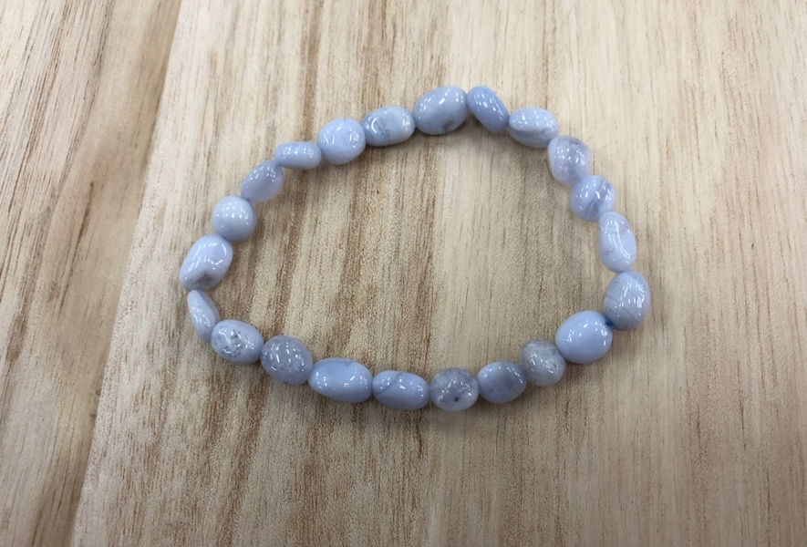 Pulsera calcedonia forma